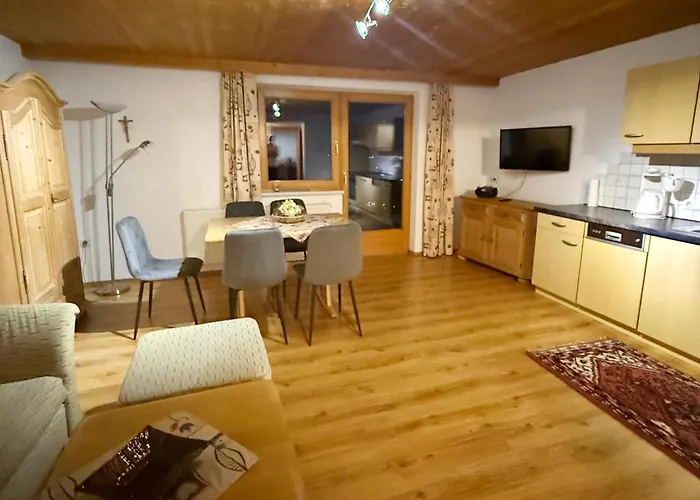 With Alpine Views Апартаменты *